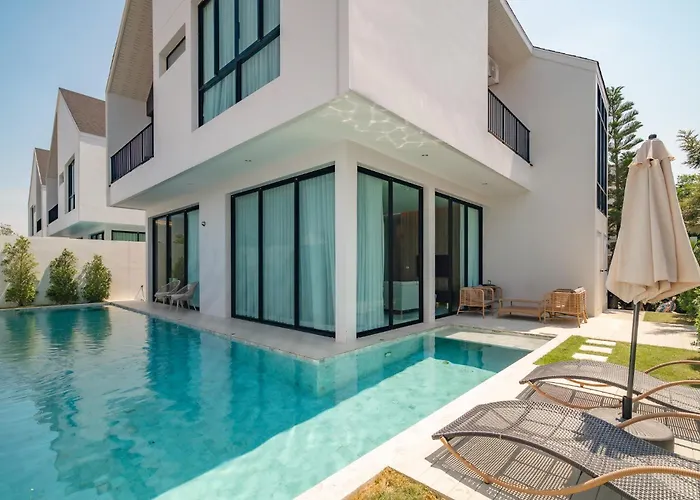 Bangtao Luxury Pool Villa - Prymasola