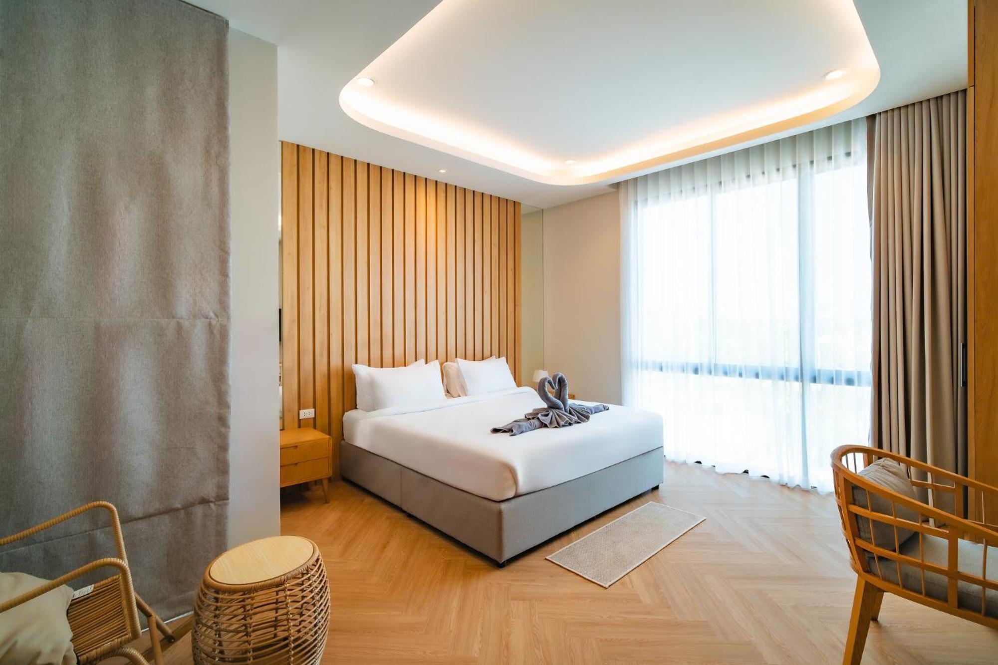 Bangtao Luxury Pool - Prymasola Villa